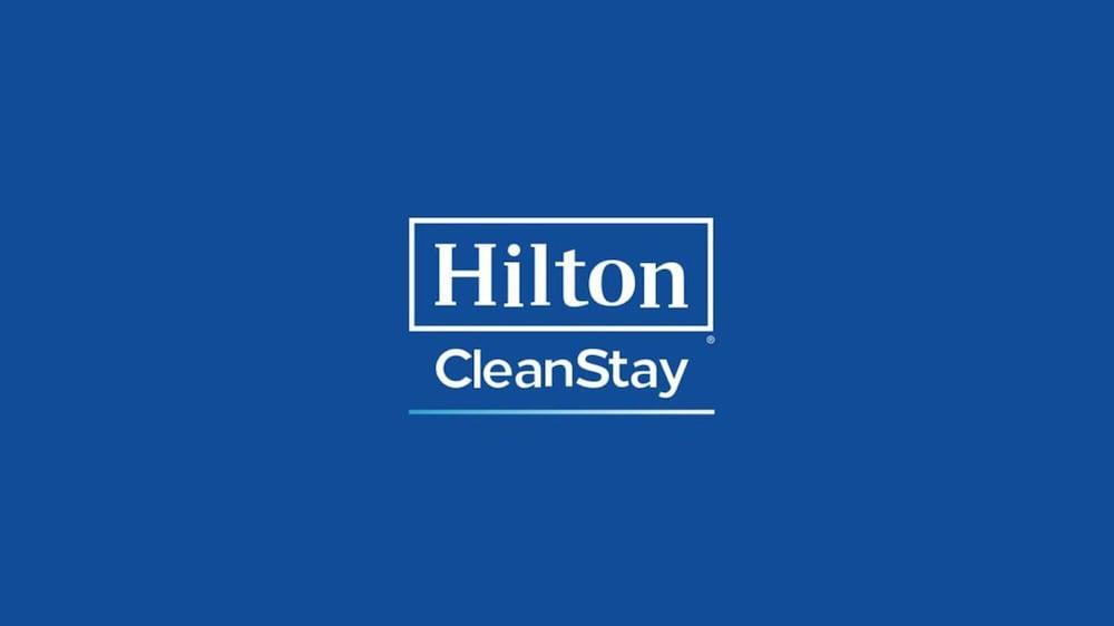 Hilton Garden Inn Лакнау Екстериор снимка